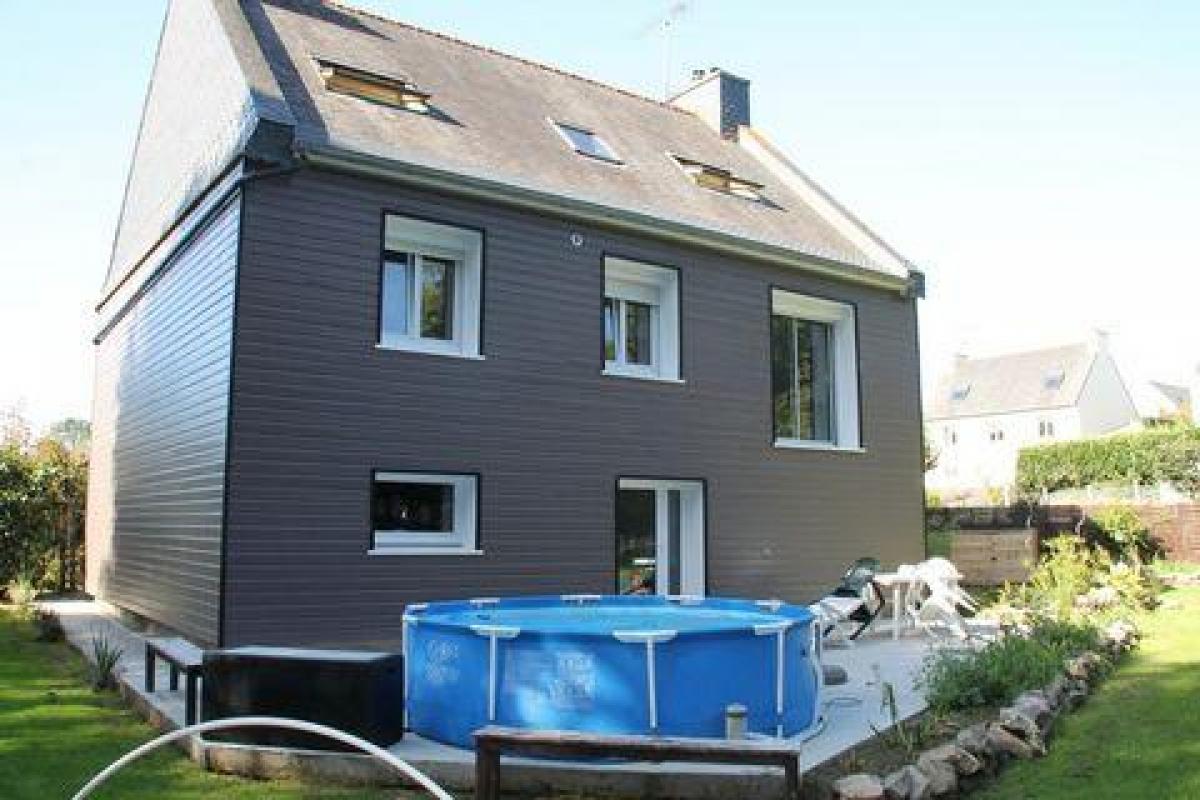5 bedrooms House in Ploumagoar, France No. 12157