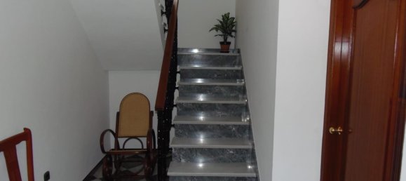 4 bedrooms House in Arriate, Spain No. 69180 15