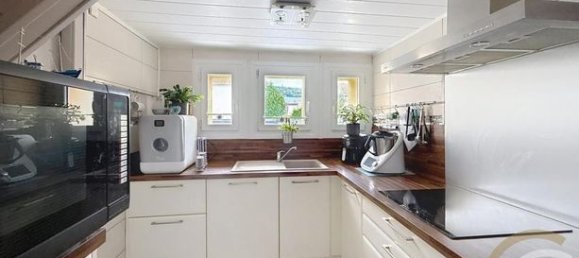 3 bedrooms House in Deville-les-Rouen, France No. 353689 4