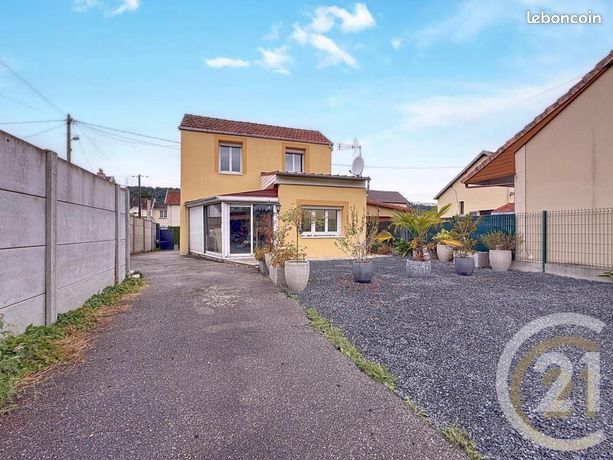 3 bedrooms House in Deville-les-Rouen, France No. 353689