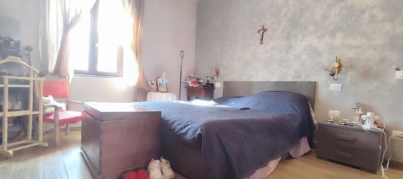 8 bedrooms Villa in Prato, Italy No. 335809 12