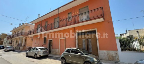 9 غرف نوم منزل في Turi, Italy رقم 334482 45