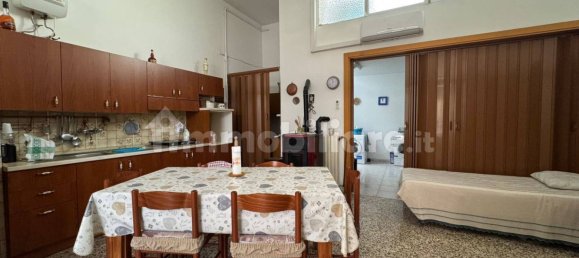 9 غرف نوم منزل في Turi, Italy رقم 334482 22