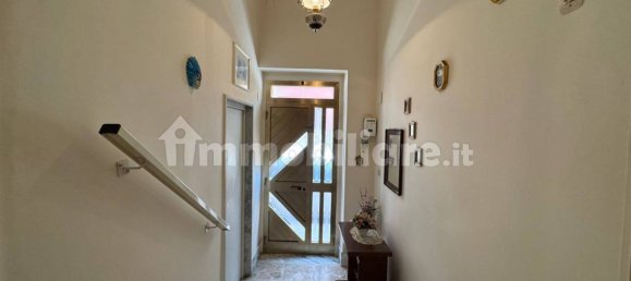 9 غرف نوم منزل في Turi, Italy رقم 334482 47