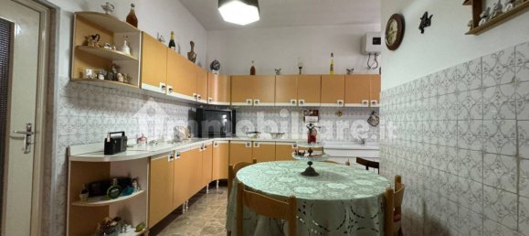 9 غرف نوم منزل في Turi, Italy رقم 334482 29