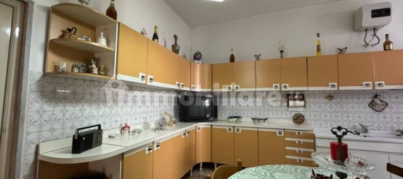 9 غرف نوم منزل في Turi, Italy رقم 334482 28