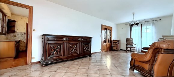 4 Schlafzimmer Haus in Jeumont, France, Nr. 284197 3