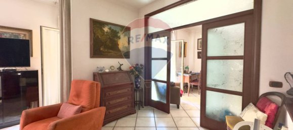 3 bedrooms Apartment in Naples, Italy No. 321879 7