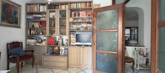3 bedrooms Apartment in Naples, Italy No. 321879 9