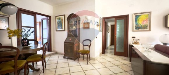 3 bedrooms Apartment in Naples, Italy No. 321879 11