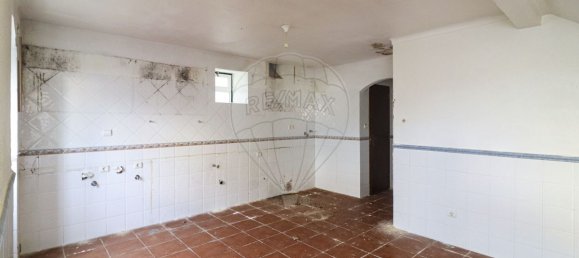 2 bedrooms House in Torres Vedras, Portugal No. 51817 7