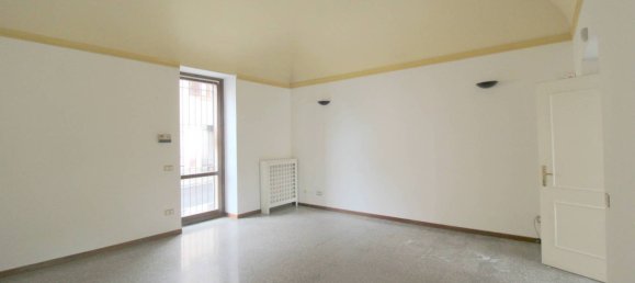 2-salle Propriété commerciale à Corte Franca, Italy No. 118165 13
