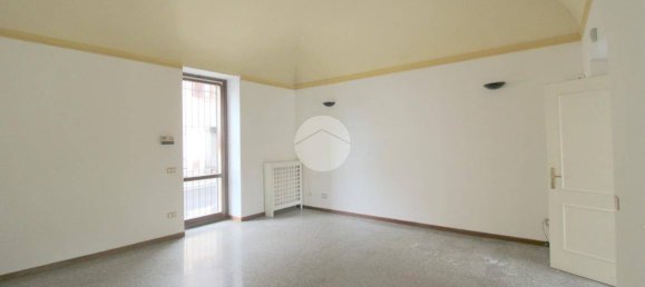 2-salle Propriété commerciale à Corte Franca, Italy No. 118165 10