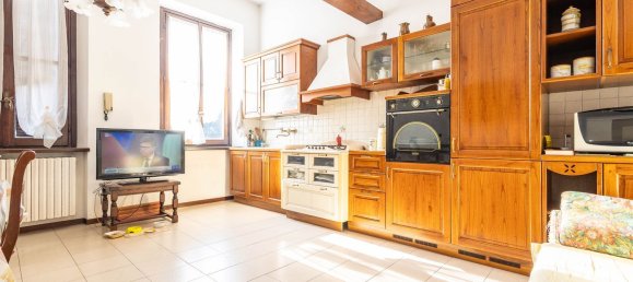 5 rooms Apartment in Nerviano, Italy No. 287577 23