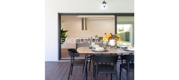 4 bedrooms House in Almada, Portugal No. 206966 8