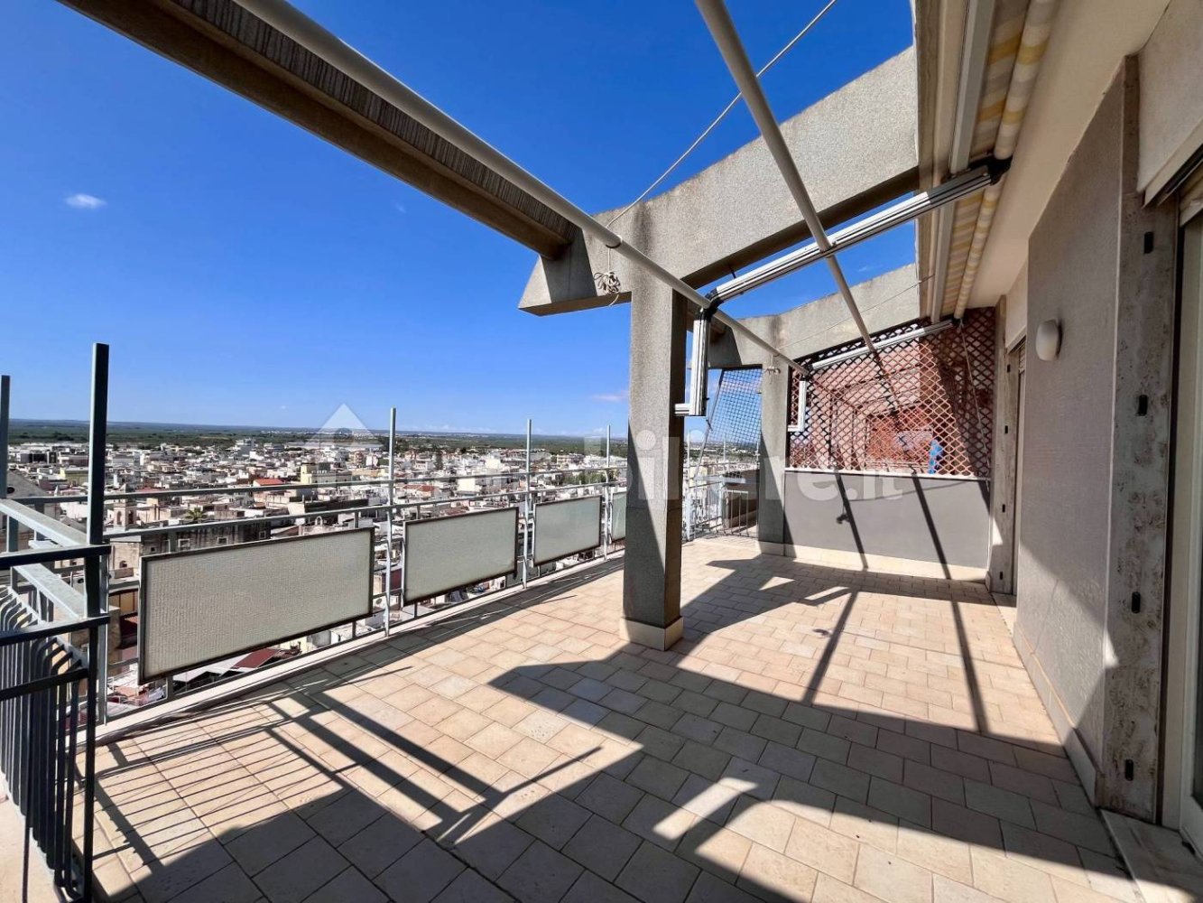 2 bedrooms Penthouse in Modugno, Italy No. 115930