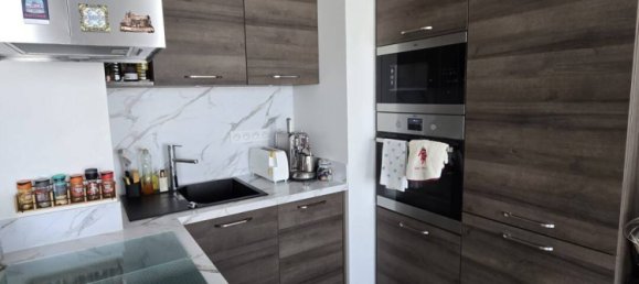 1 bedroom Apartment in La Garenne-Colombes, France No. 329233 2