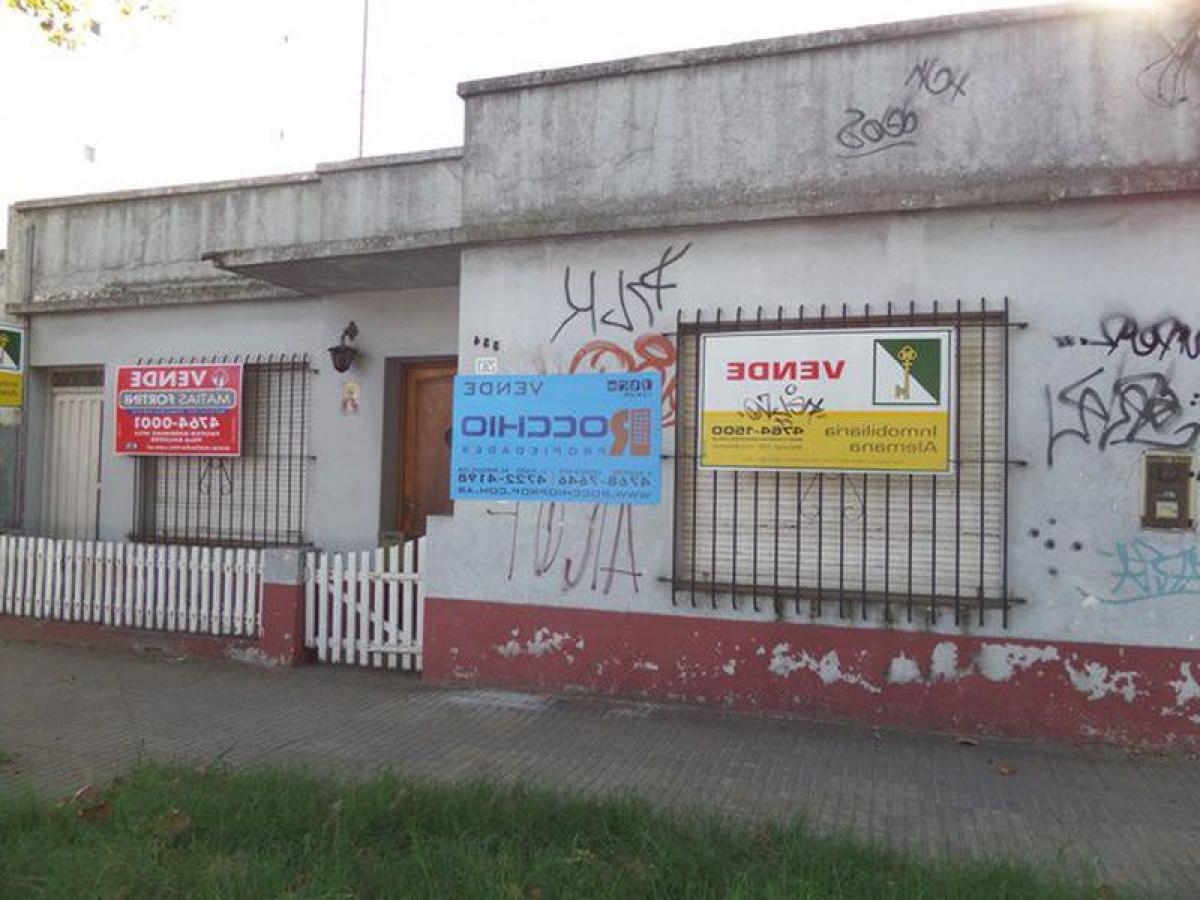 3 bedrooms House in General San Martin, Argentina No. 12614