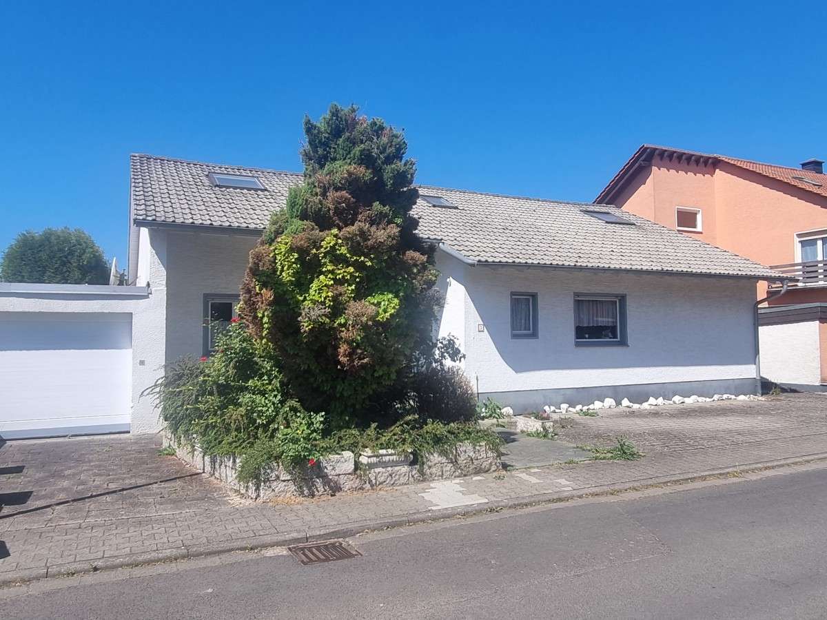 4 Schlafzimmer Haus in Main-Kinzig, Germany, Nr. 172500