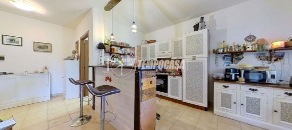 3 rooms Apartment in Rome, Italy No. 261527 9