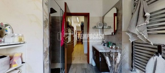 3 rooms Apartment in Rome, Italy No. 261527 32