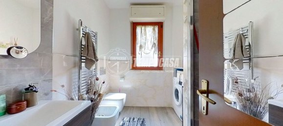 3 rooms Apartment in Rome, Italy No. 261527 31