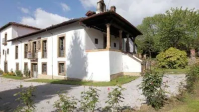 10 bedrooms House in Oviedo, Spain No. 72145