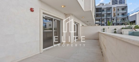 Studio in Dubai, UAE No. 113151 15