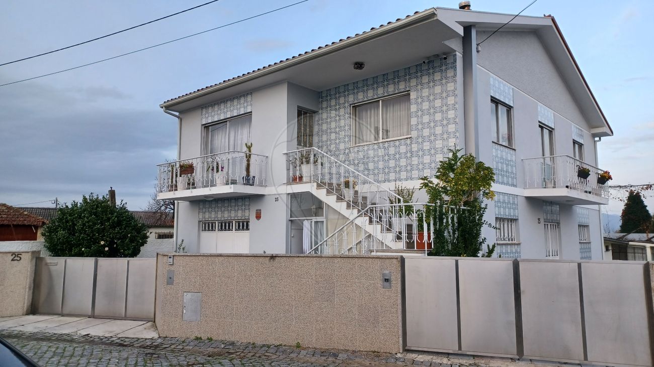 3 bedrooms House in Palmeira, Portugal No. 41775