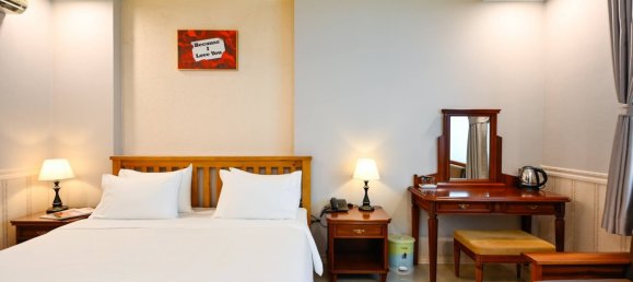 Магазин с 24 комнатами в Район 7, Вьетнам № 10215 7