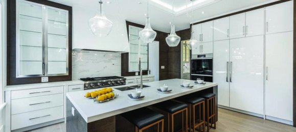 6 bedrooms House in Oakville, Canada No. 286 4