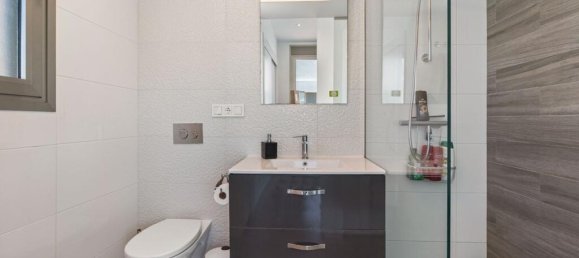 4 bedrooms Villa in Alicante, Spain No. 186555 11