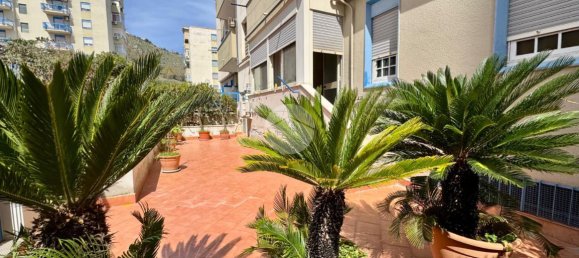 5 rooms Apartment in Palermo, Italy No. 40146 16