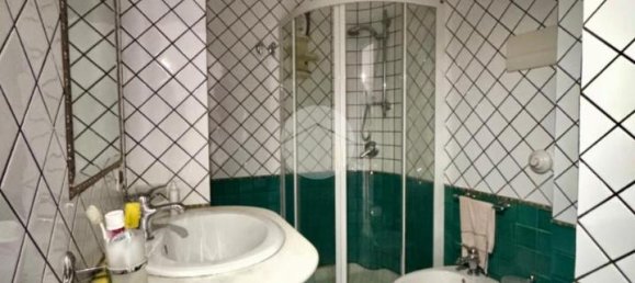 5 rooms Apartment in Palermo, Italy No. 40146 33