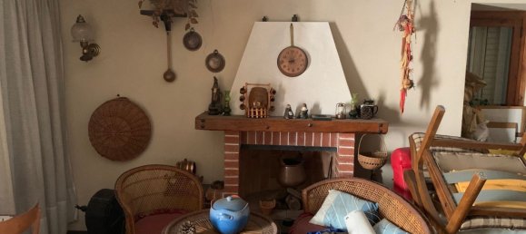 Дом с 8 комнатами в Кассинелле, Италия № 81448 22