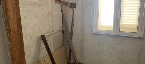 Дом с 8 комнатами в Кассинелле, Италия № 81448 14