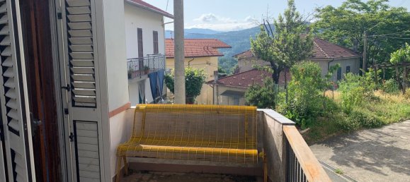 Дом с 8 комнатами в Кассинелле, Италия № 81448 21