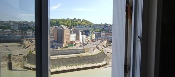 1 bedroom Apartment in Seine-Maritime, France No. 357120 2