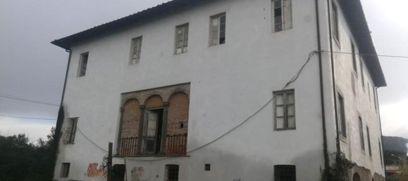 15 rooms Villa in Capannori, Italy No. 147605 2