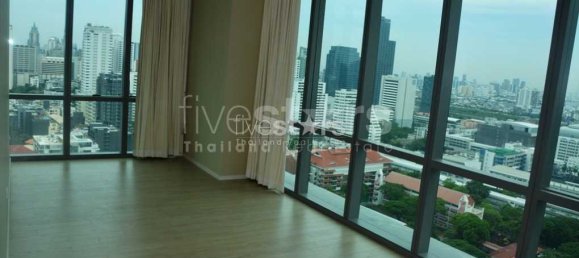 Кондоминиум  с 2 спальнями в Пляж Рейли, Таиланд № 7504 8