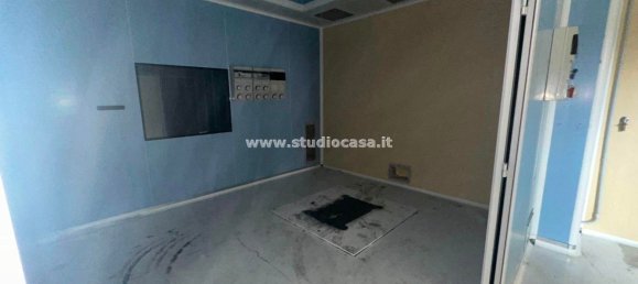 Склад 1600м² в Кремозано, Италия № 88375 21