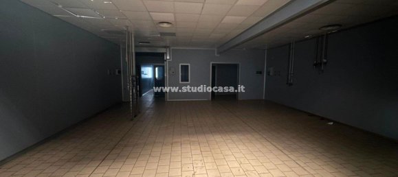 Склад 1600м² в Кремозано, Италия № 88375 27