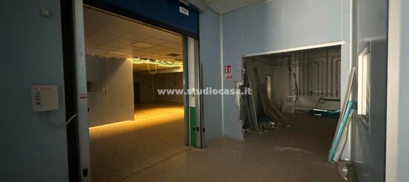 Склад 1600м² в Кремозано, Италия № 88375 26