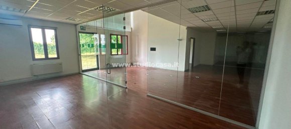 Склад 1600м² в Кремозано, Италия № 88375 10