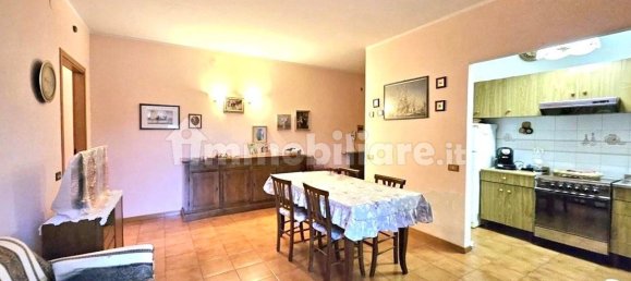2 bedrooms Apartment in Massa, Italy No. 165698 3