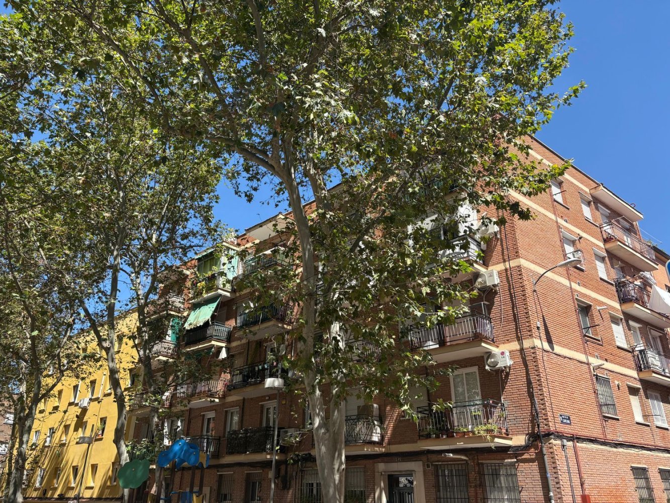 2 bedrooms Apartment in Madrid, Spain No. 255474