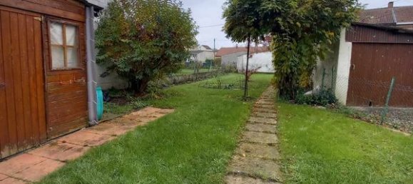 2 bedrooms House in Marpent, France No. 161490 16