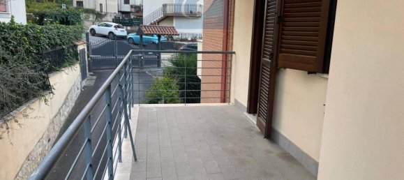 Apartamento de 3 habitaciónes en Monterotondo, Italy No. 28139 8