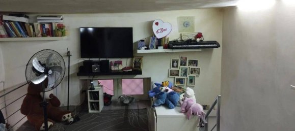 2 rooms Apartment in Naples, Italy No. 151500 8