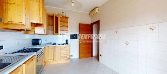 2 bedrooms Apartment in Bra, Italy No. 281849 18